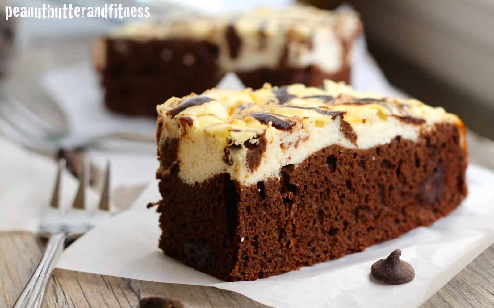 Cheesecake Swirl Protein Cake