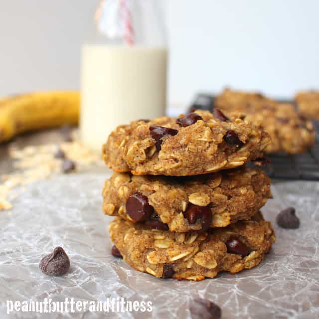 Oatmeal Chocolate Chip Protein Cookies - Peanut Butter and Fitness