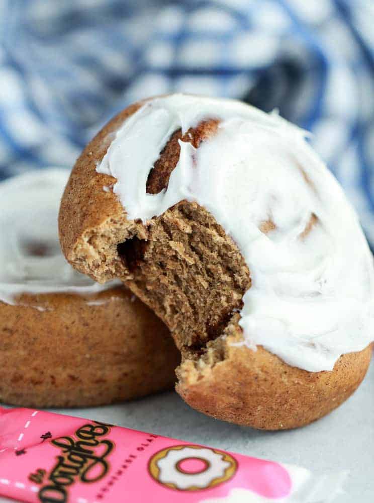 Product Review The Dough Bar Protein Packed DOUGHnuts Peanut Butter