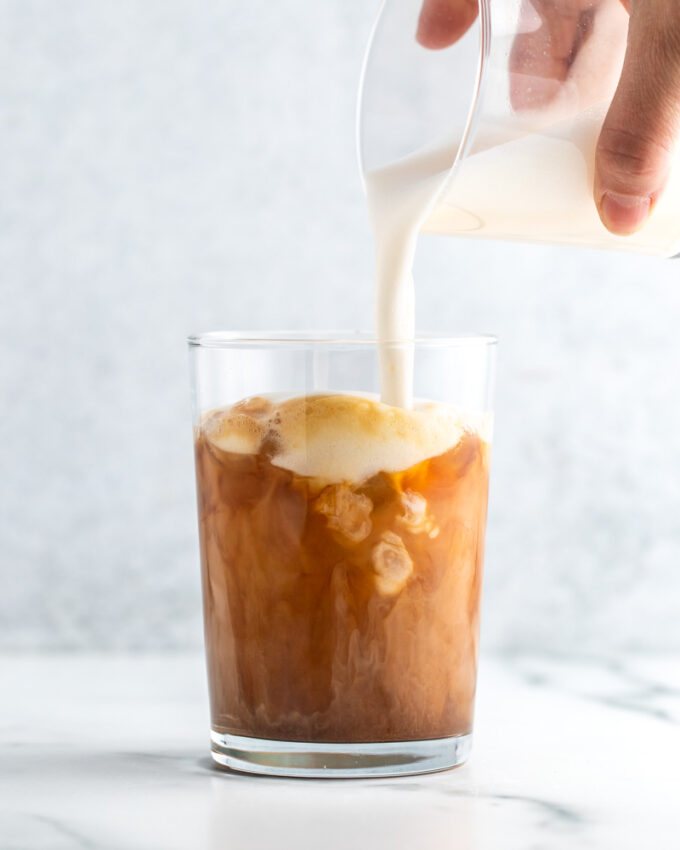 MacroFriendly Iced Dirty Chai Latte Peanut Butter and Fitness