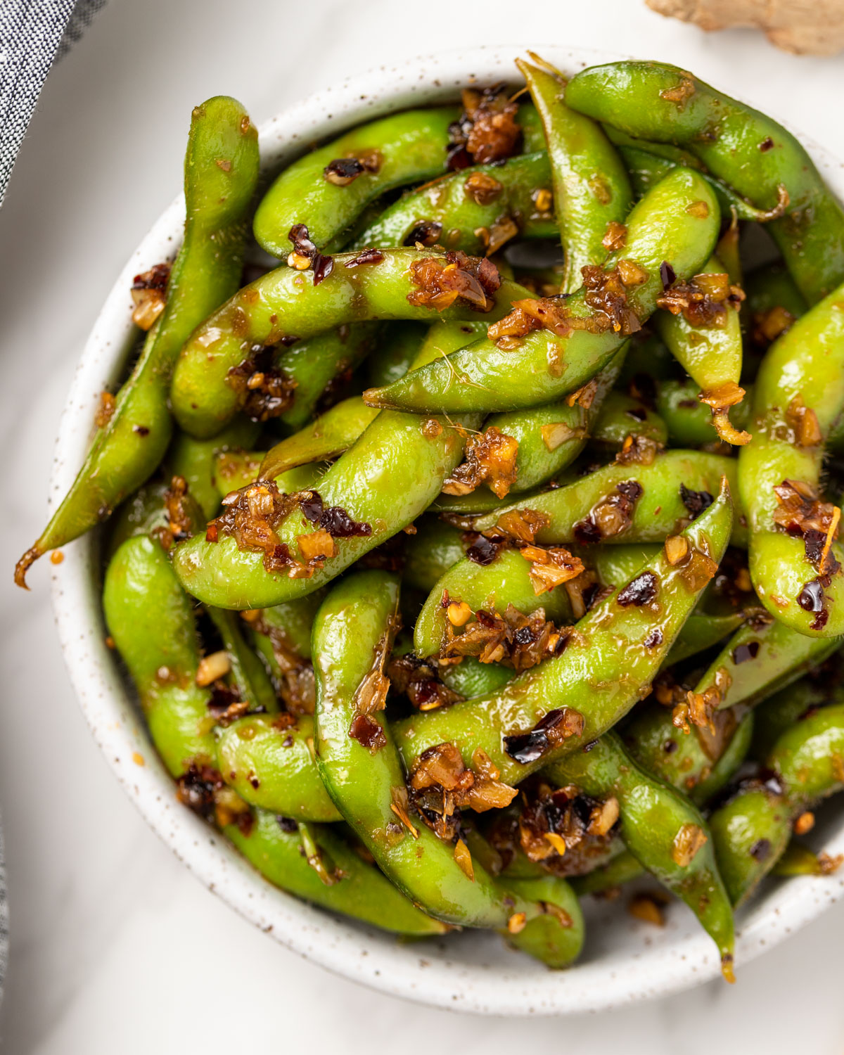 Sweet & Spicy Garlic Edamame - Peanut Butter and Fitness