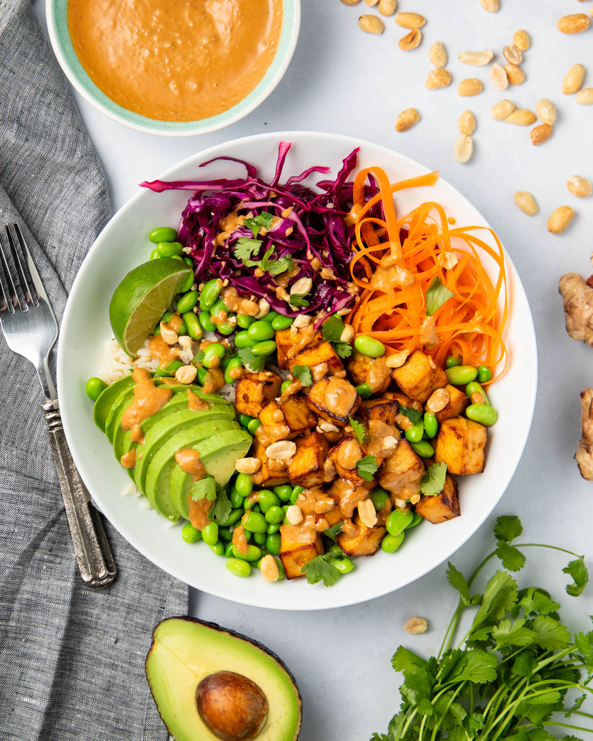 Thai Tofu Bowls with Spicy Peanut Sauce