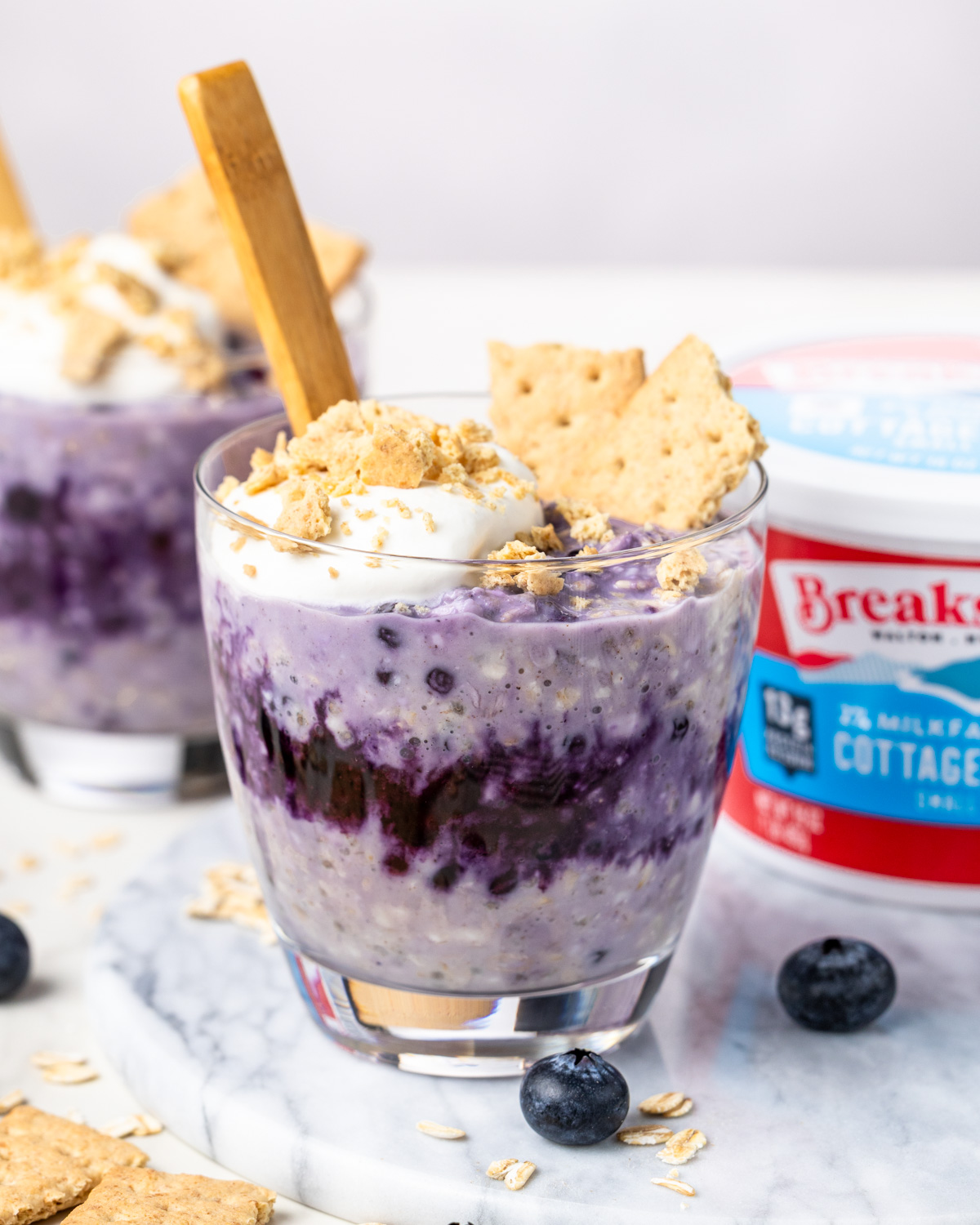 Blueberry Cottage Cheese Overnight Oats